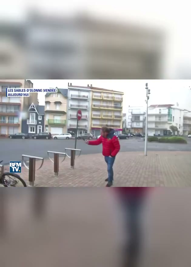 Il tient pas debout dans le vent