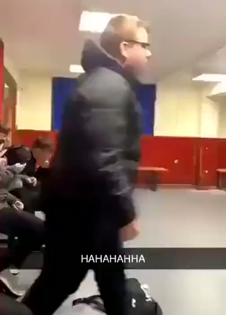 La course dans le couloir